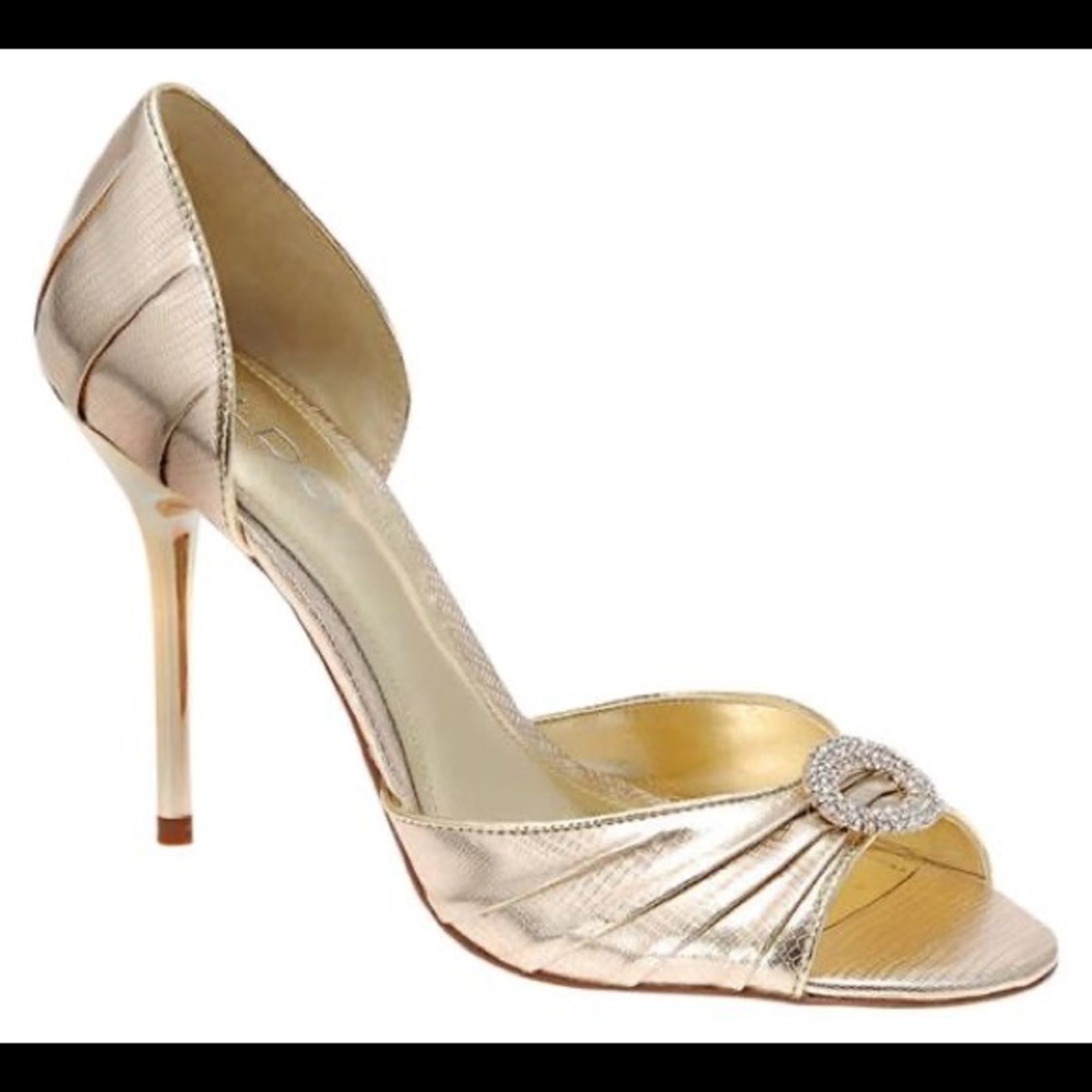 Gold Heels >> Sexy